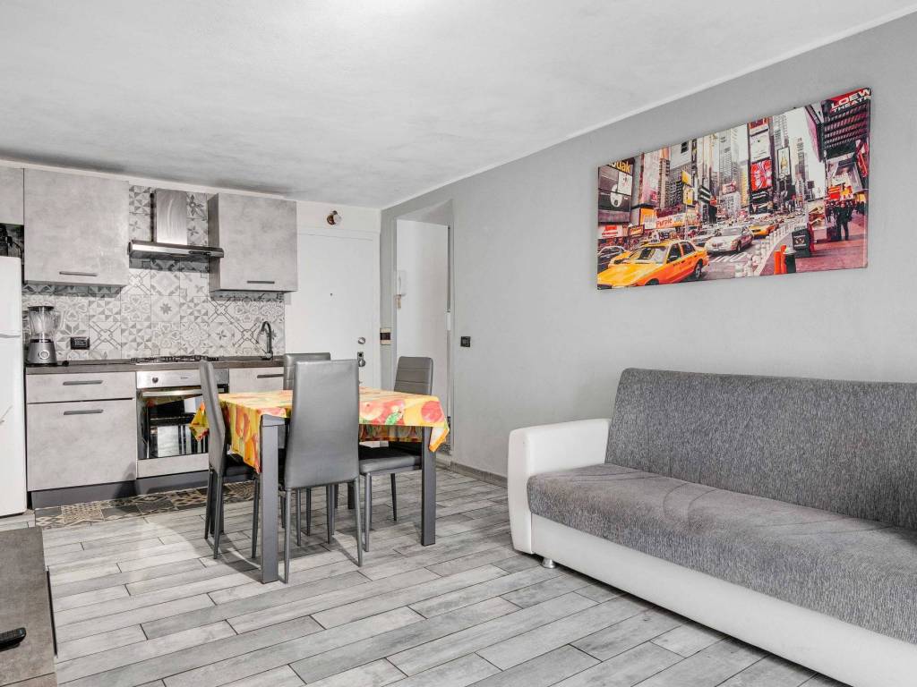 appartamento in vendita a Saronno