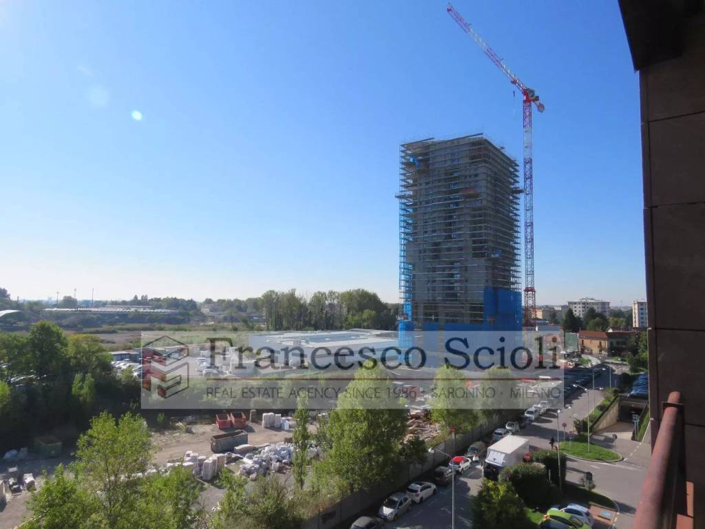 appartamento in vendita a Saronno