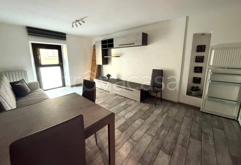 appartamento in vendita a Saronno