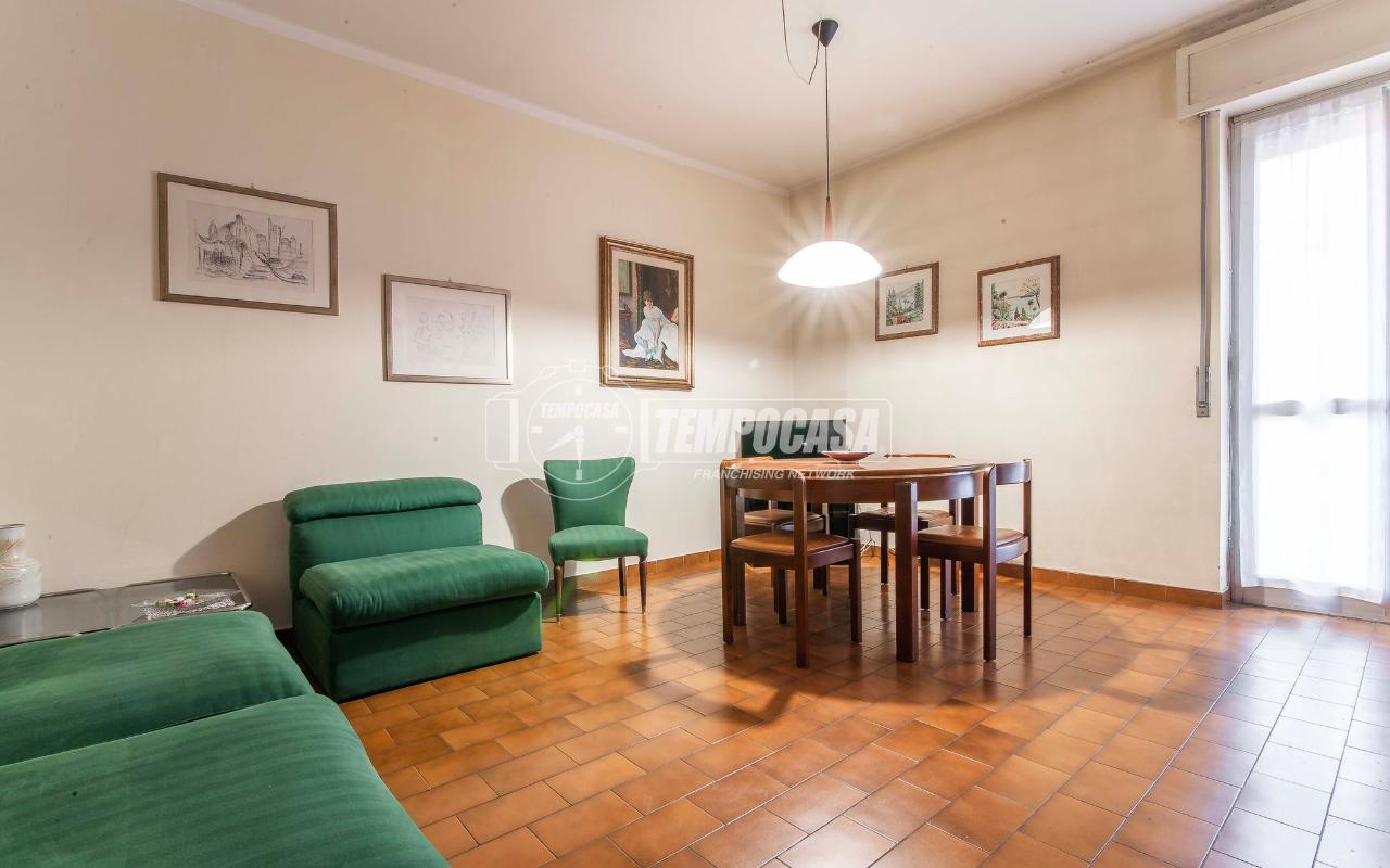 appartamento in vendita a Saronno