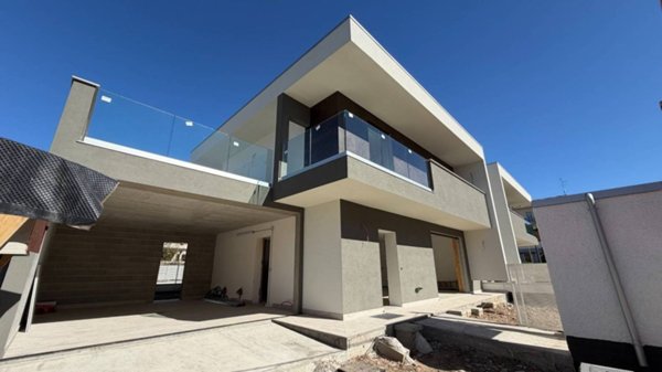 casa indipendente in vendita a Saronno