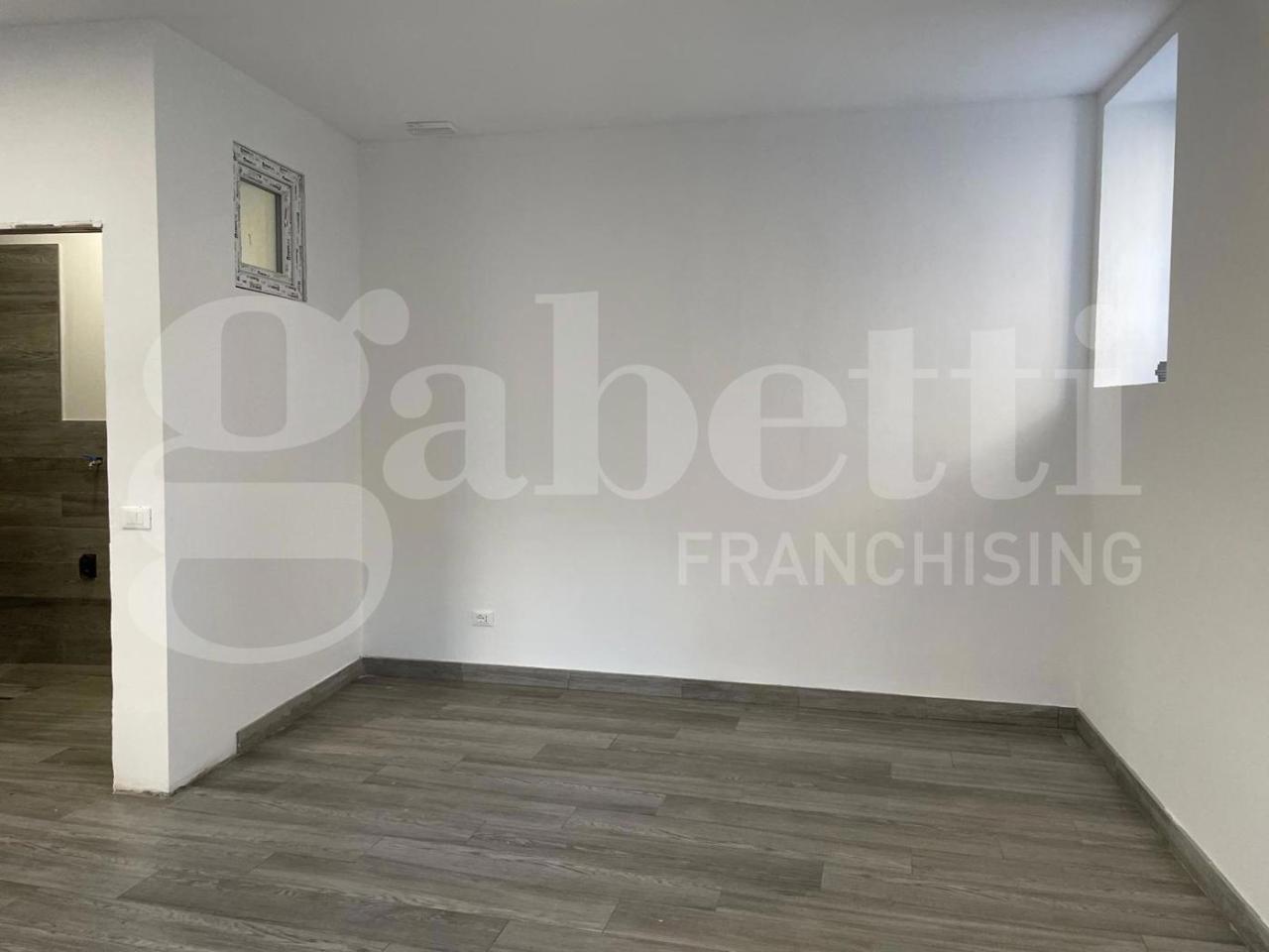 appartamento in vendita a Saronno