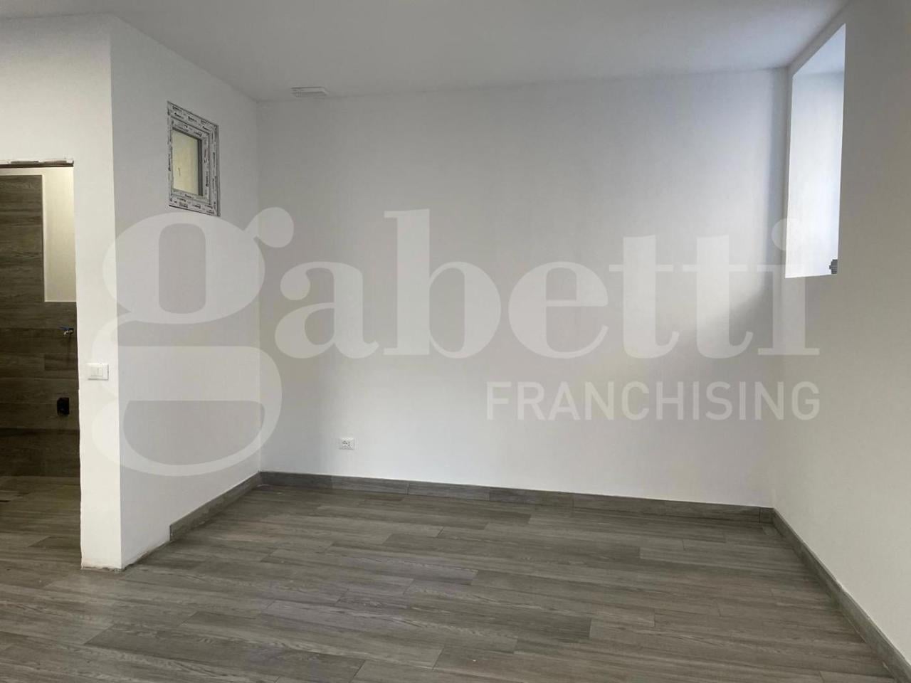 appartamento in vendita a Saronno