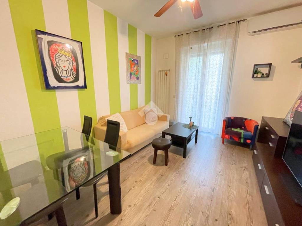 appartamento in vendita a Saronno