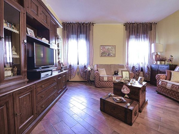 appartamento in vendita a Saronno