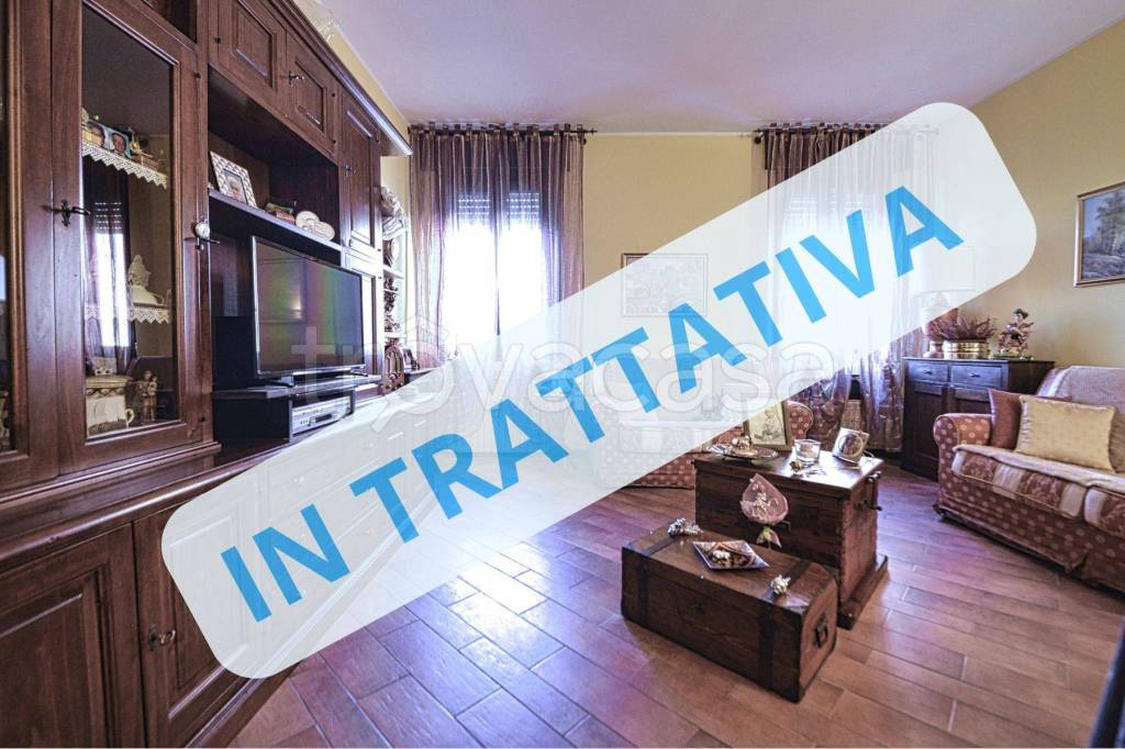 appartamento in vendita a Saronno