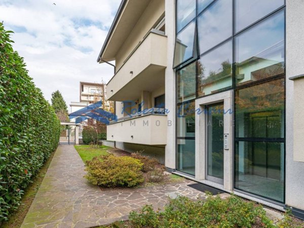 appartamento in vendita a Saronno