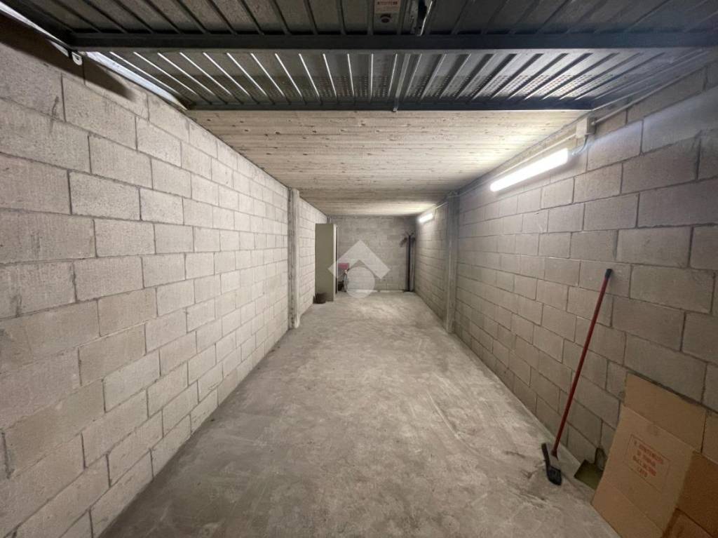 ufficio in vendita a Saronno