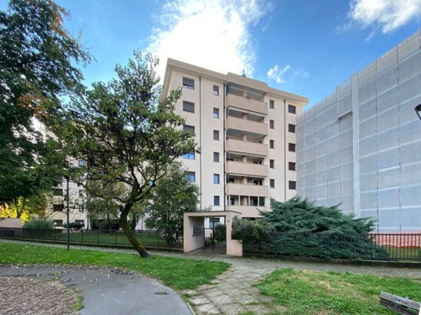 appartamento in vendita a Saronno