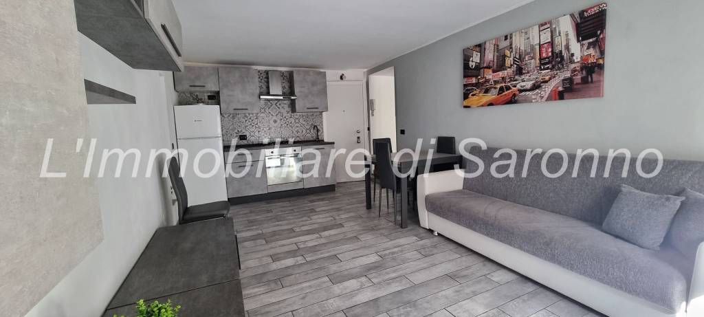 appartamento in vendita a Saronno