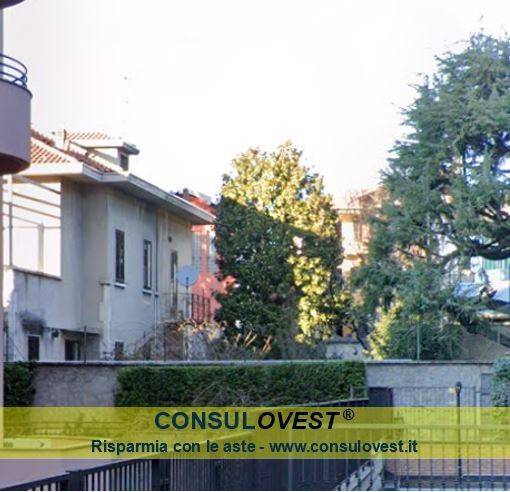 appartamento in vendita a Saronno