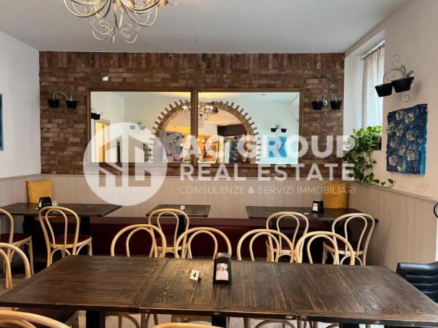 negozio in vendita a Saronno