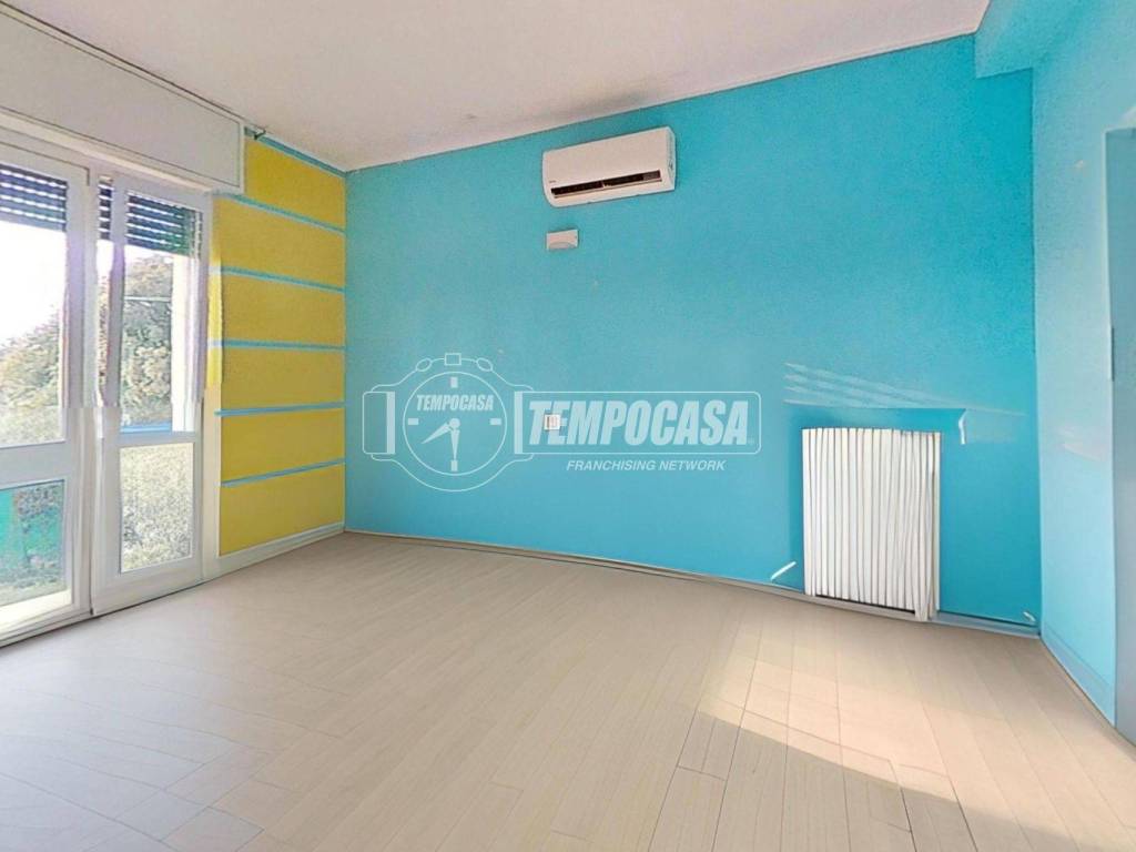 appartamento in vendita a Saronno