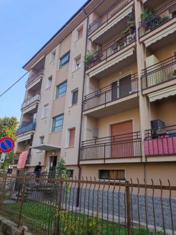 appartamento in vendita a Saronno