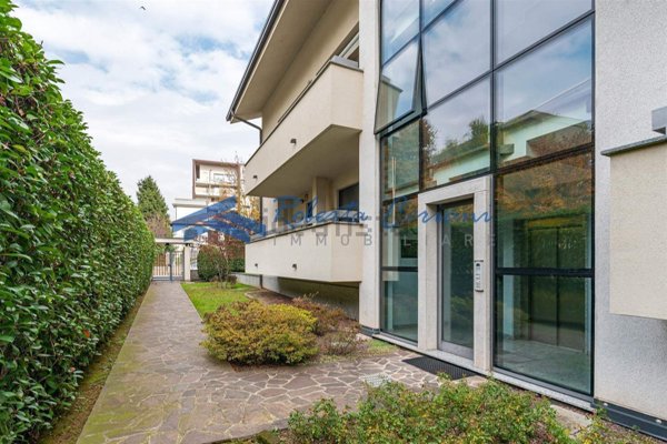 appartamento in vendita a Saronno