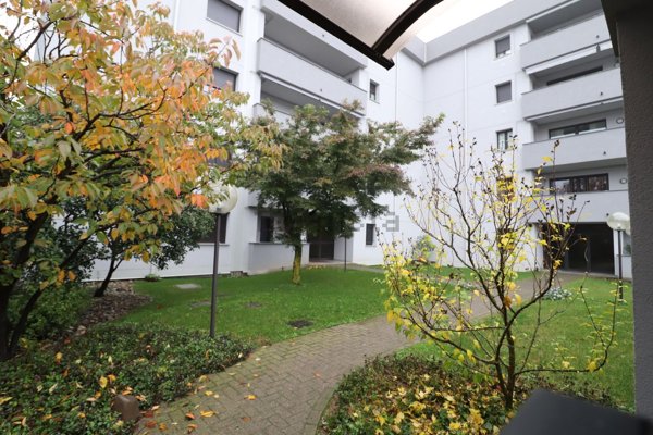 appartamento in vendita a Saronno