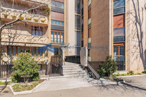 ufficio in vendita a Saronno