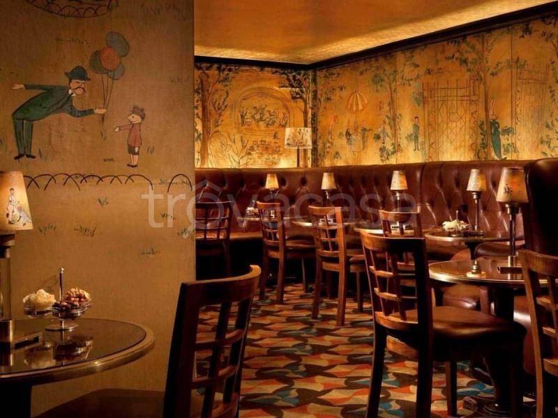 negozio in vendita a Saronno