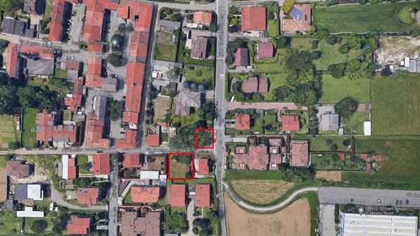 casa indipendente in vendita a Saronno in zona Cascina Colombara