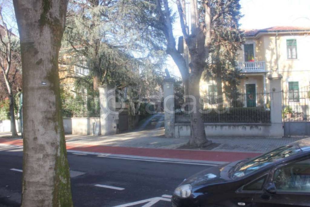 appartamento in vendita a Saronno