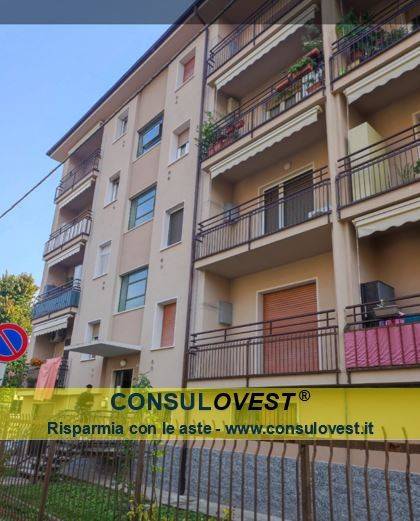 appartamento in vendita a Saronno