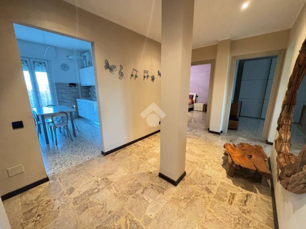 appartamento in vendita a Saronno