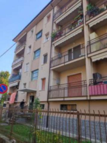 appartamento in vendita a Saronno