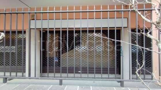 negozio in vendita a Saronno