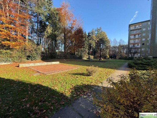 appartamento in vendita a Saronno