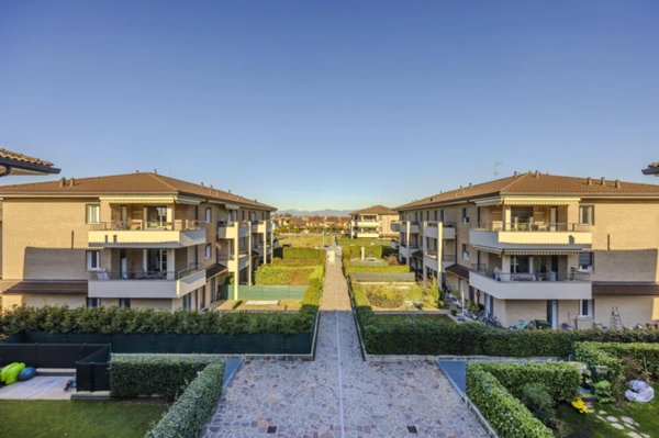 appartamento in vendita a Saronno