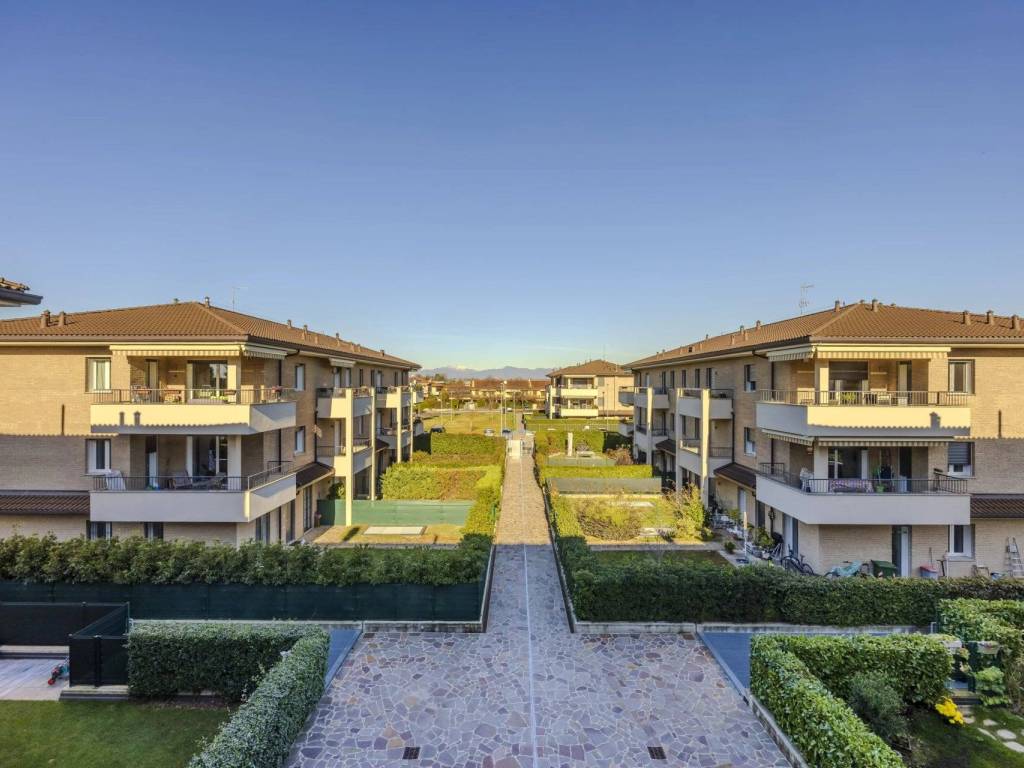 appartamento in vendita a Saronno