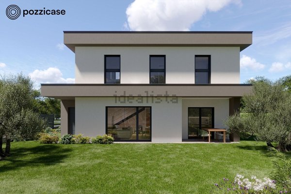 casa indipendente in vendita a Saronno