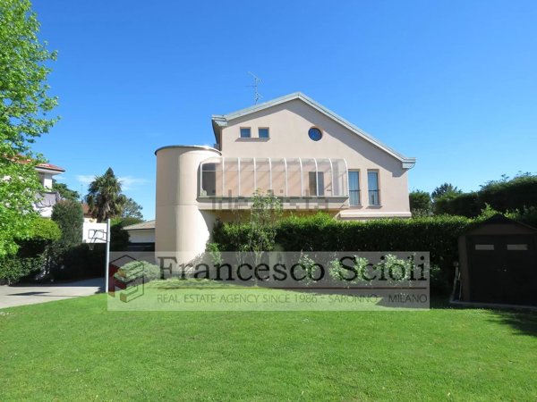 appartamento in vendita a Saronno