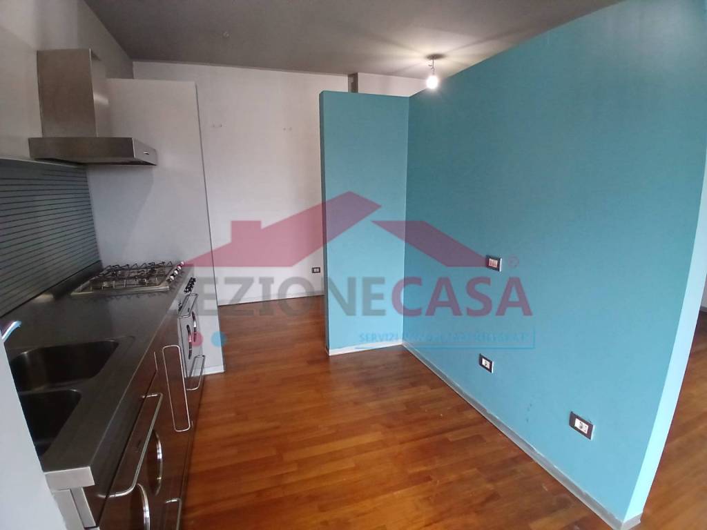 appartamento in vendita a Saronno