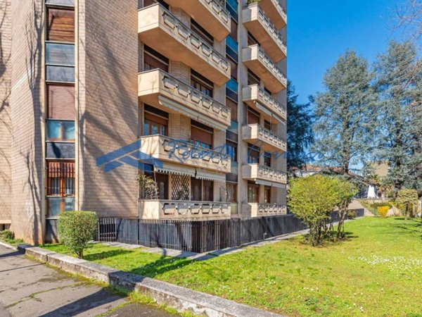 appartamento in vendita a Saronno