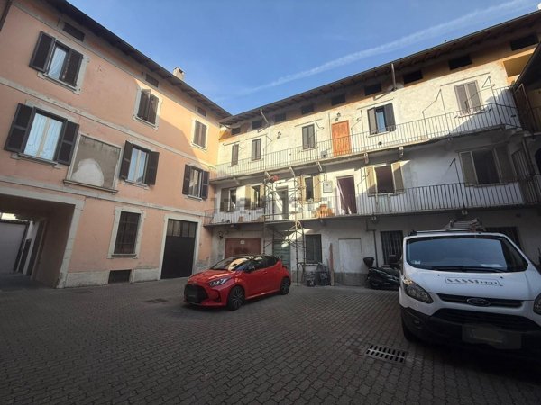 appartamento in vendita a Saronno