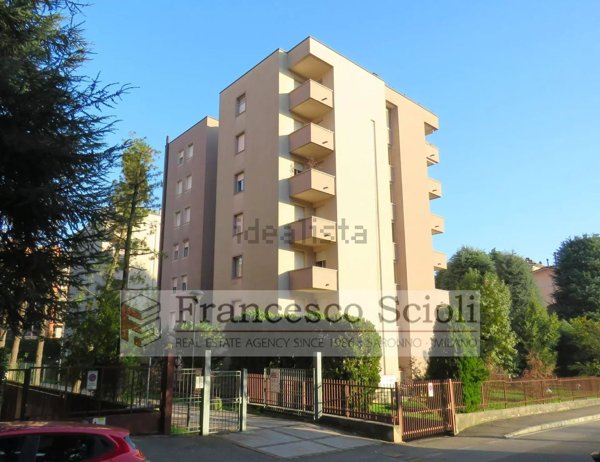 appartamento in vendita a Saronno