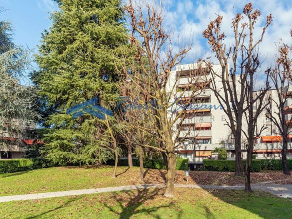 appartamento in vendita a Saronno