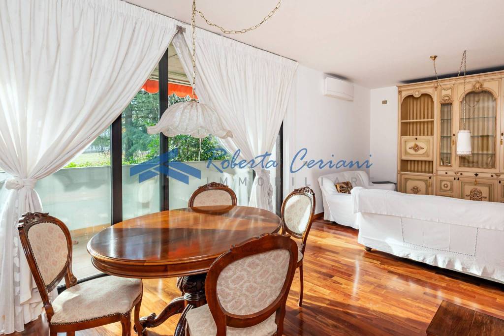 appartamento in vendita a Saronno