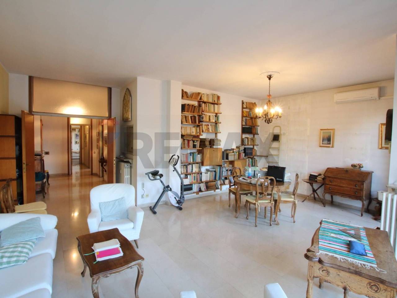 appartamento in vendita a Saronno