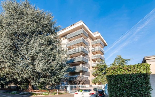 appartamento in vendita a Saronno