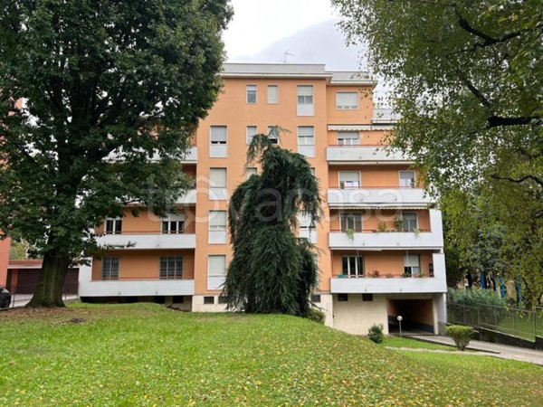 appartamento in vendita a Saronno
