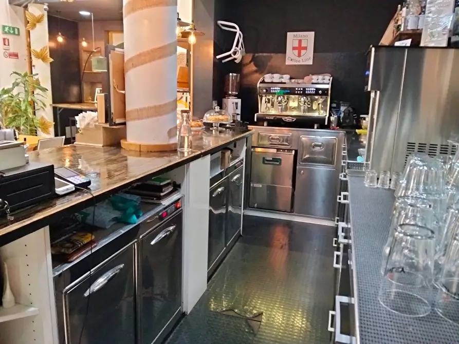 negozio in vendita a Saronno