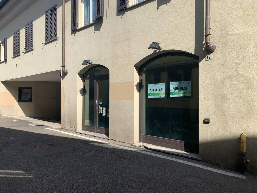 negozio in vendita a Saronno