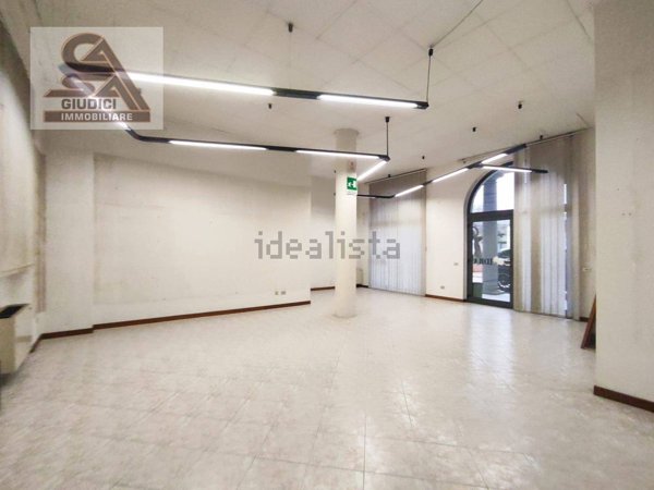 ufficio in vendita a Saronno