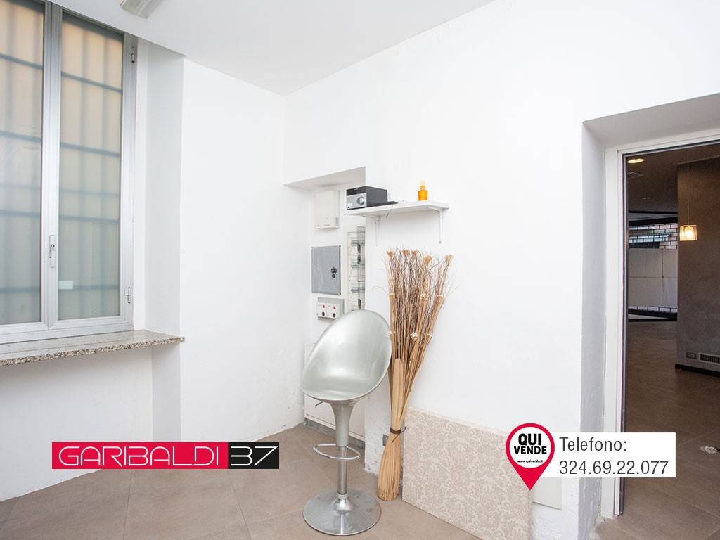 negozio in vendita a Saronno