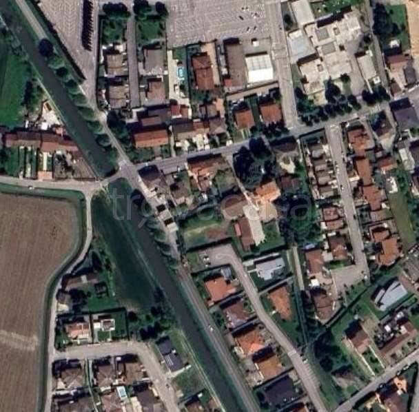 appartamento in vendita a Saronno