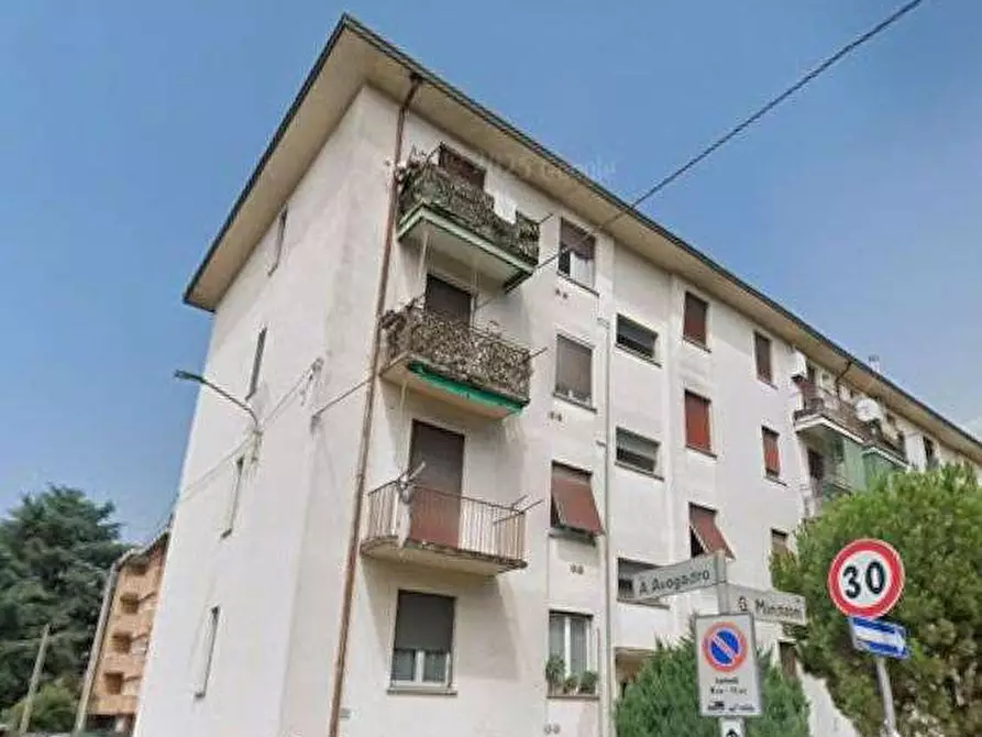 appartamento in vendita a Saronno