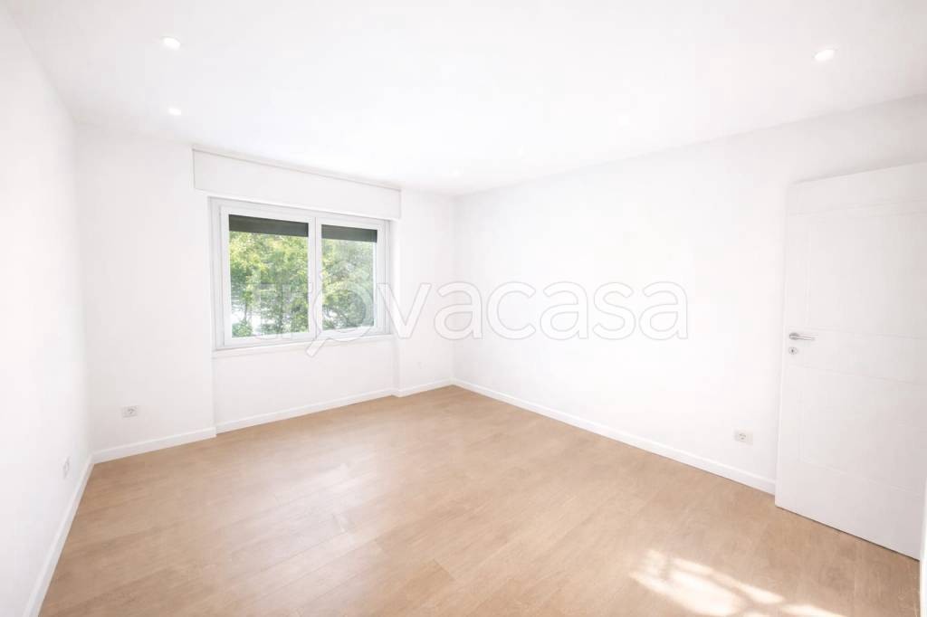 appartamento in vendita a Saronno