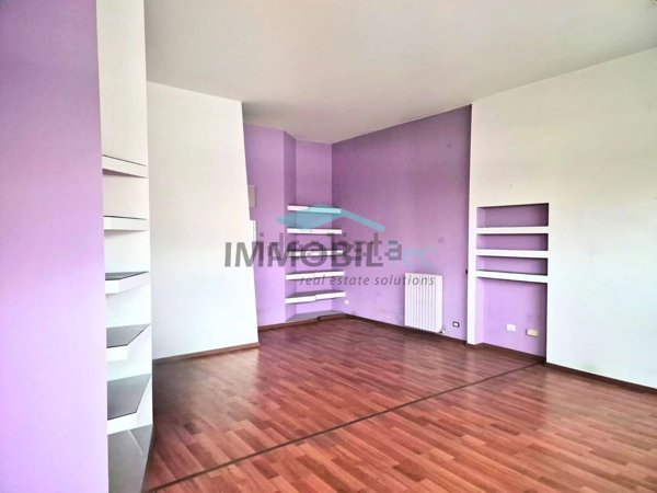 ufficio in vendita a Saronno